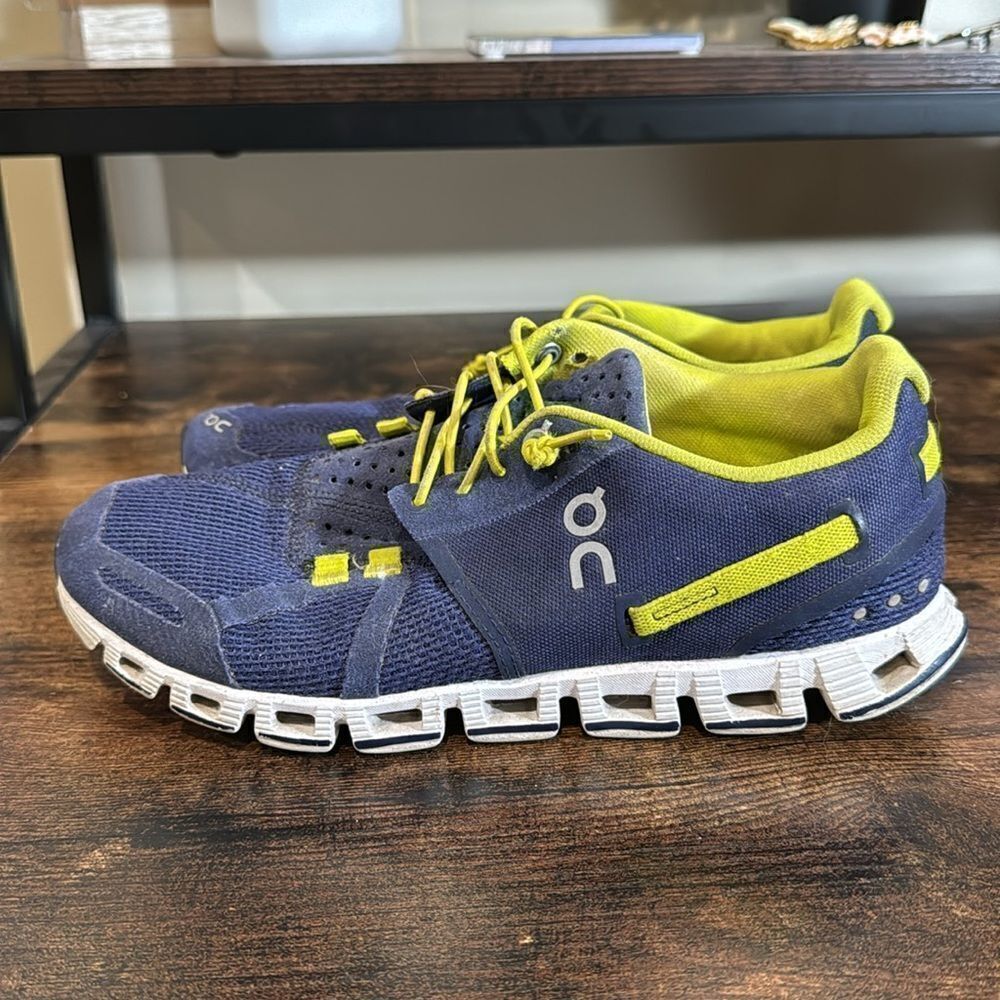 On Cloud On Running Cloudflyer Running Shoes Neon… - image 3